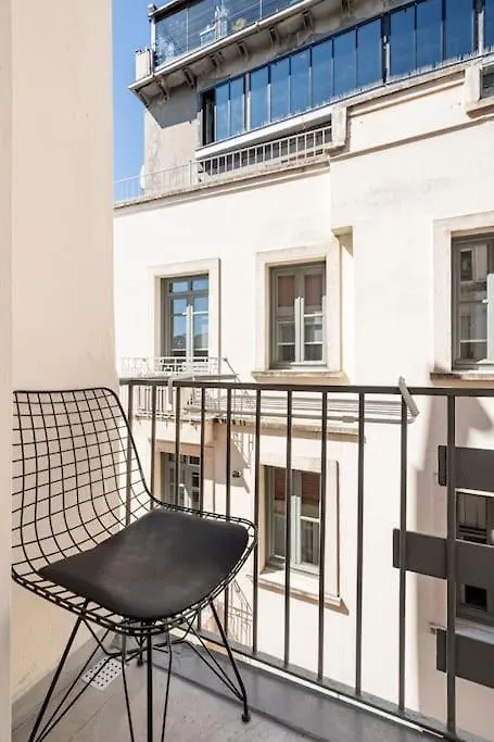 Tomtom House Centre Location Apartment Istanbul Turkey